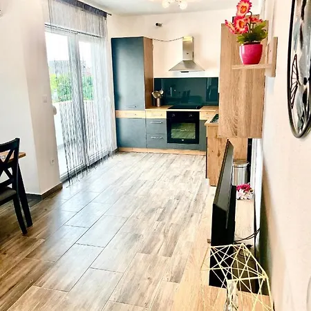 Lucija Apartment Kastela