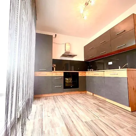 Lucija Apartment
